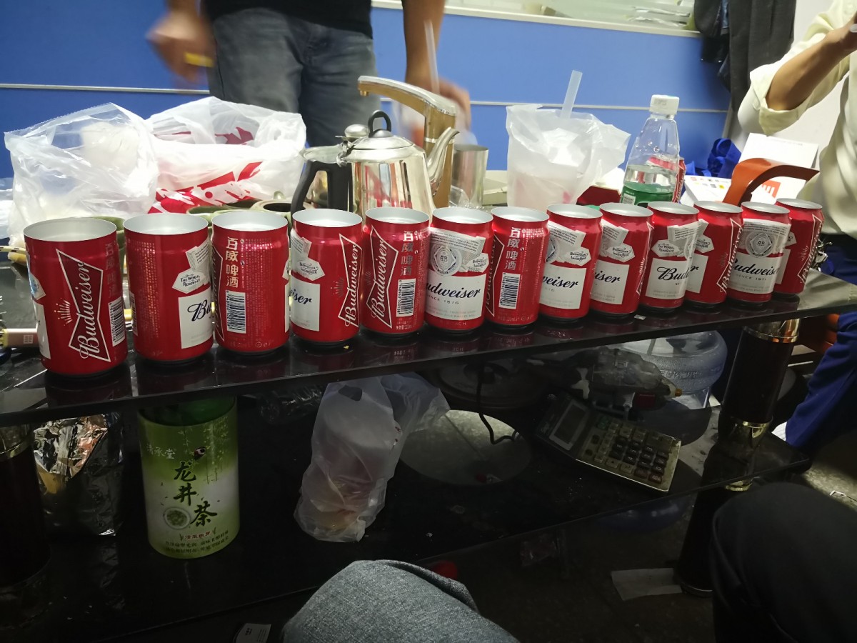 东莞全自动两片罐啤酒饮料易拉罐缩颈机设备生产线易拉罐防伪定制